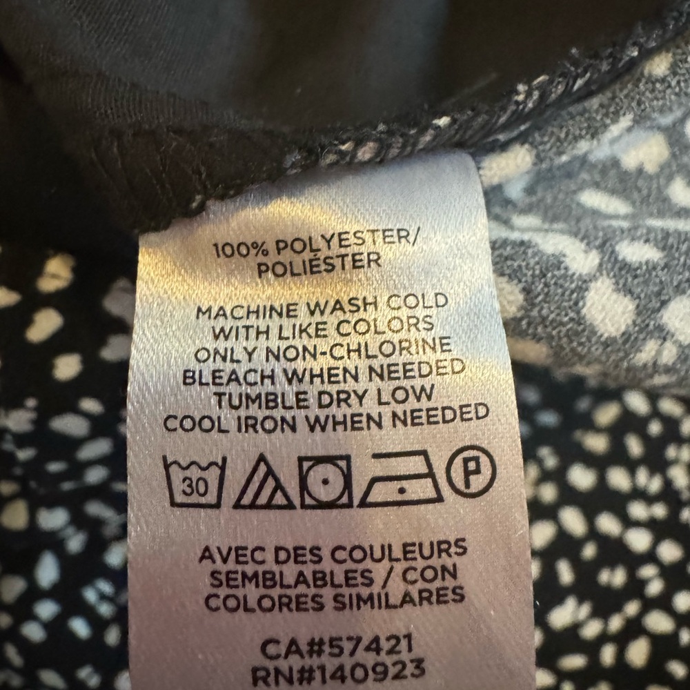 LOFT Monochrome Patterned Wide Leg Pants - Picture 6 of 6